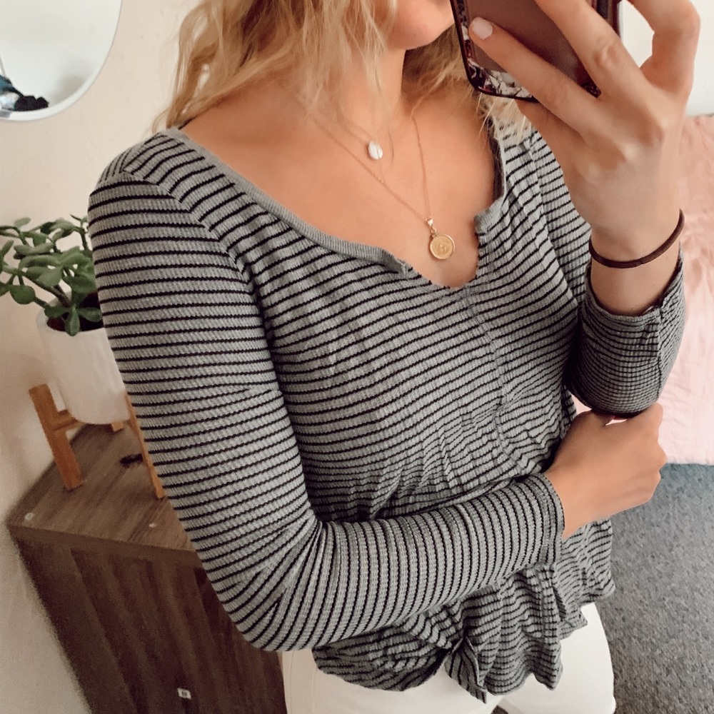 American Eagle Top